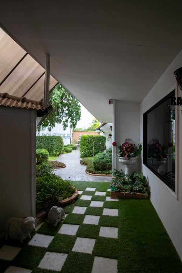 Albesia Boutique Resort Hang Dong Exteriör bild