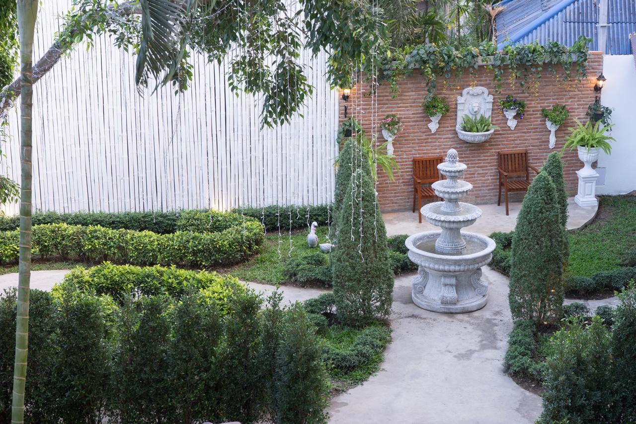 Albesia Boutique Resort Hang Dong Exteriör bild