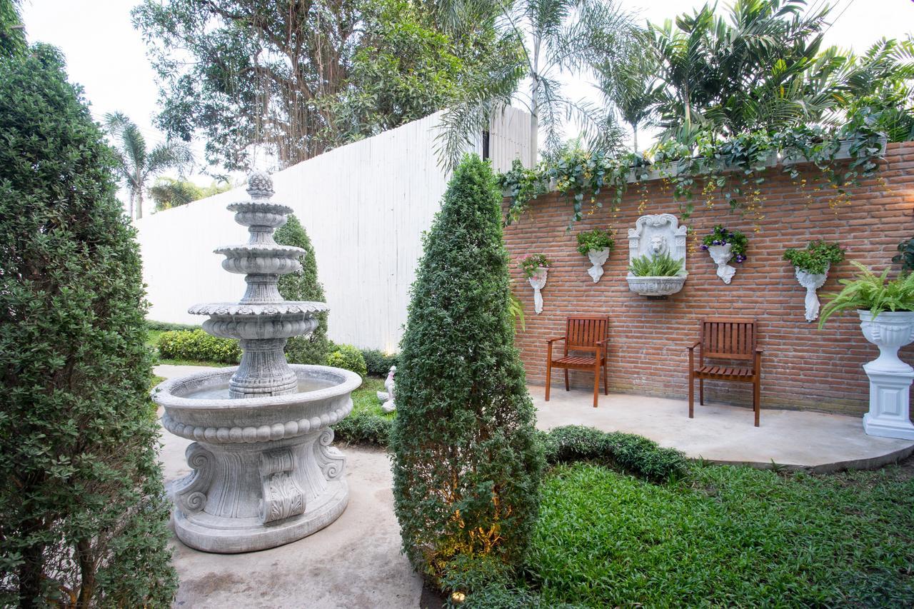 Albesia Boutique Resort Hang Dong Exteriör bild
